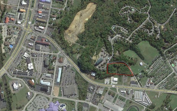 Valley Heights Drive: Valley Heights Drive, Pigeon Forge, TN 37863